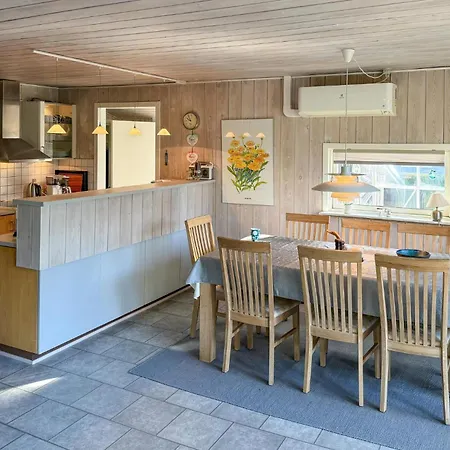 Holiday home Stunning In With Wifi *